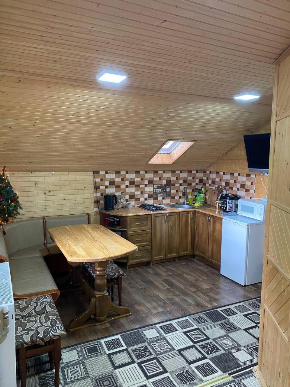 Appartement Sova à Lazeshchyna Chambre photo